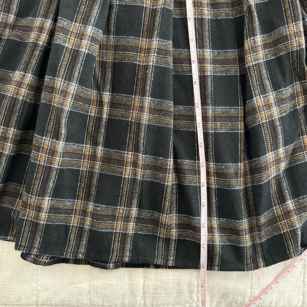 Paid Pleater A-line Mini Skirt Side Zip - Picture 7 of 7